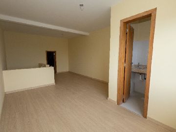 3� Piso Sal�o c/ Banheiro e dep�sito