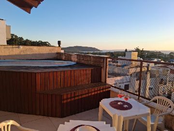 Deck c/ piscina no terra�o