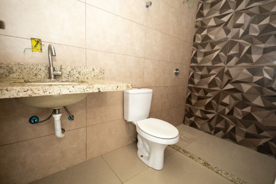 Banheiro completo 3� Piso