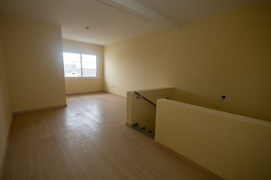 3� Piso Sal�o c/ Banheiro e dep�sito